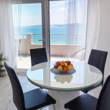 Apartmani Ticinovic Omis Bagian luar foto