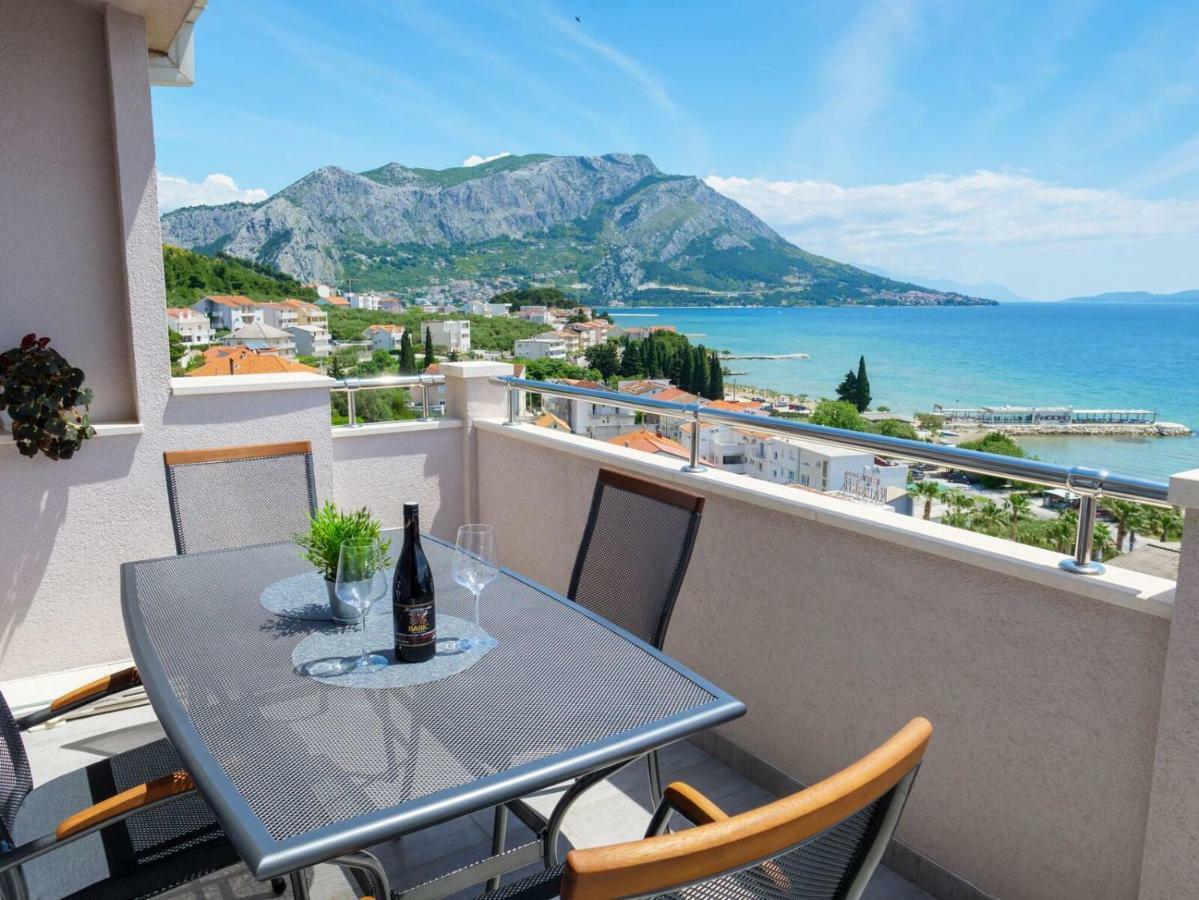 Apartmani Ticinovic Omis Bagian luar foto