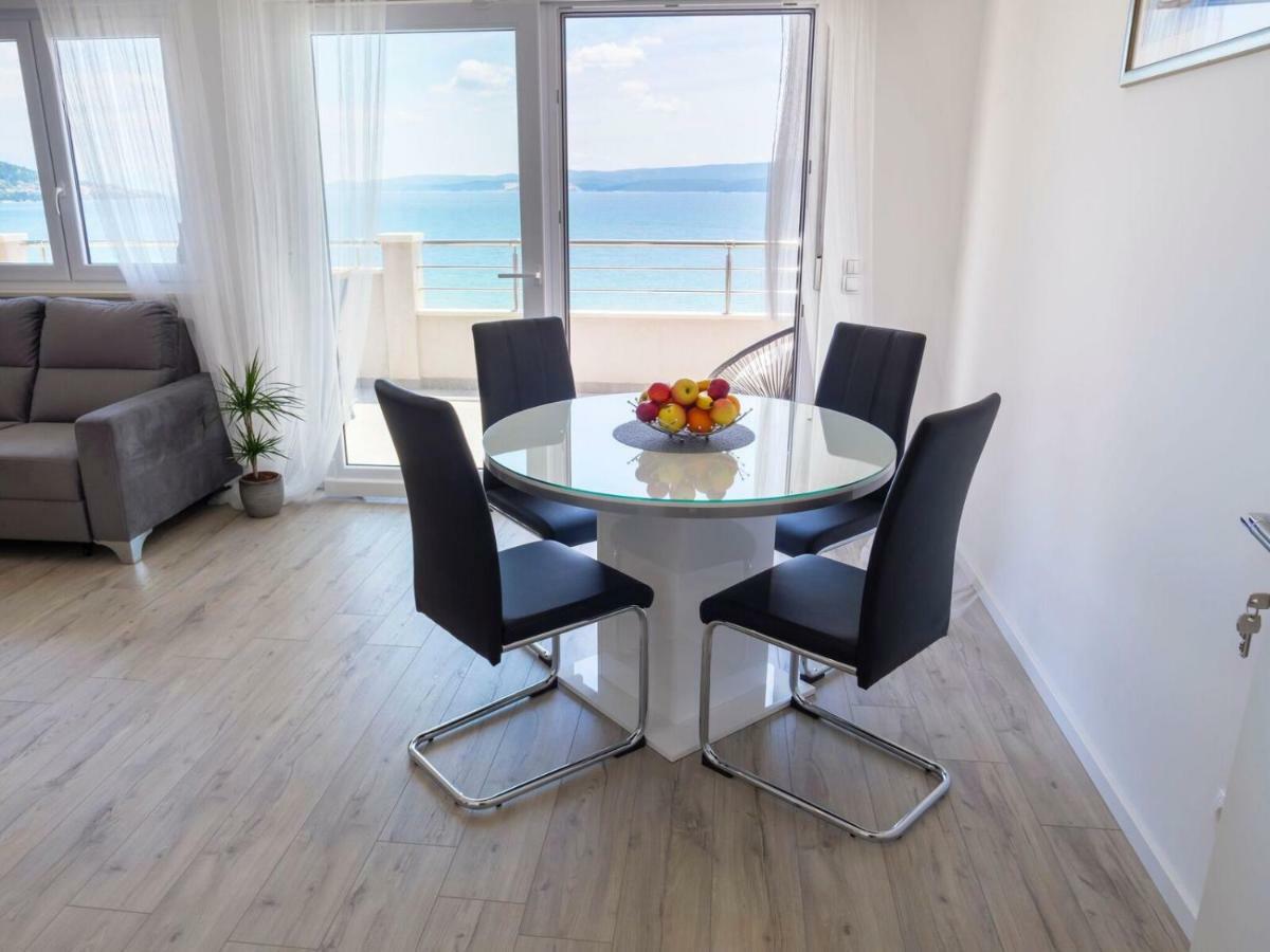 Apartmani Ticinovic Omis Bagian luar foto
